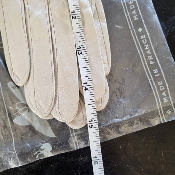 Vintage Roger Fare Leather Gloves Never Worn Size 6 1/2 - Picture 3 of 6